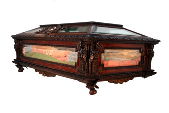 Cofano portabandiera