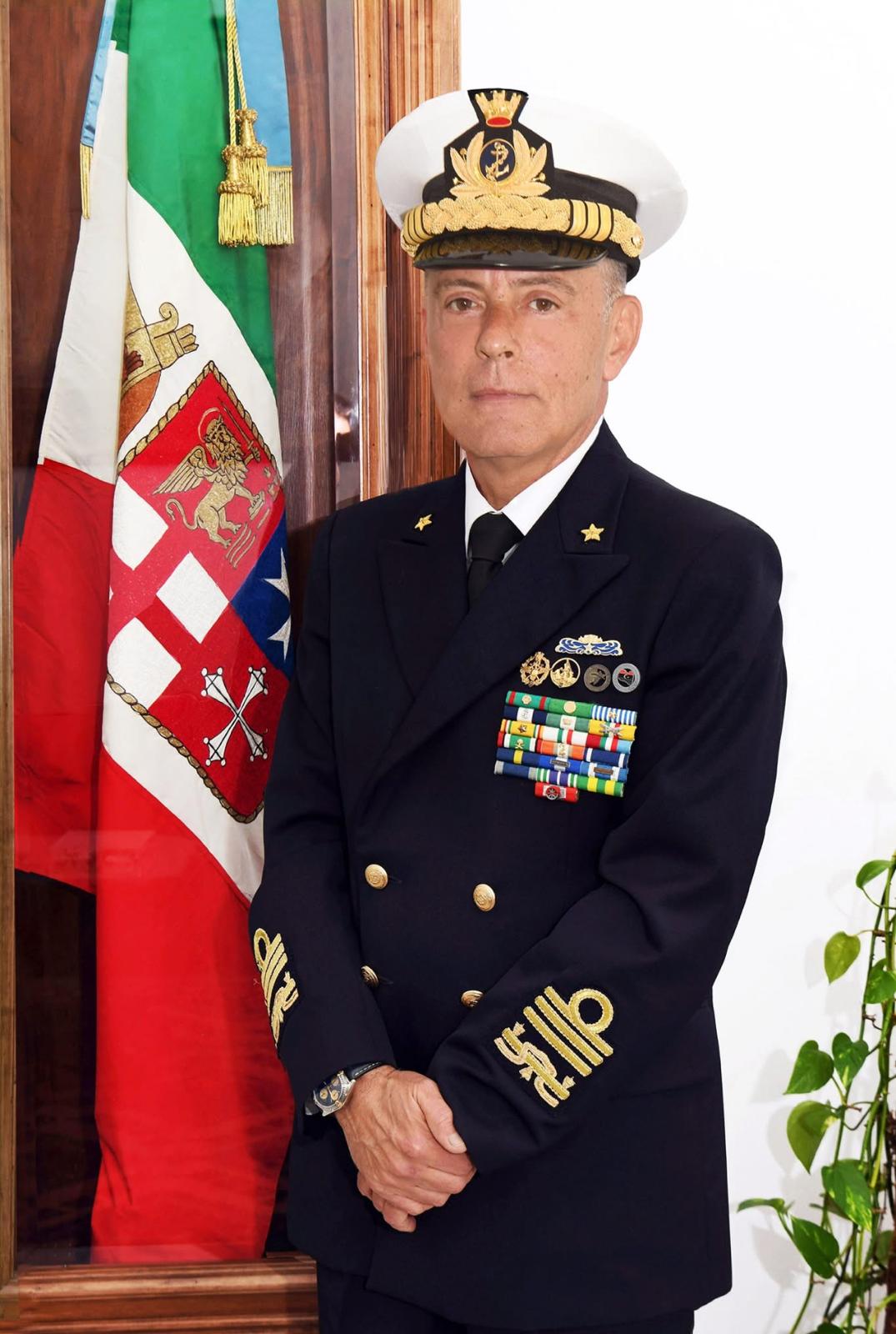 immagine dell'Ammiraglio di Squadra Salvatore Vitiello