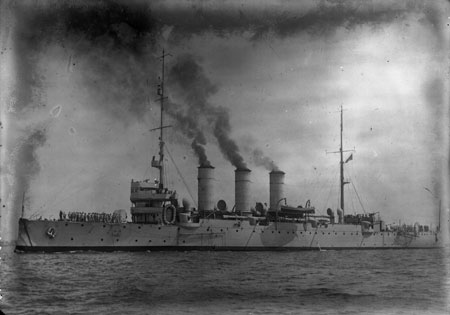 Incrociatore Libia, il difensore di Barletta